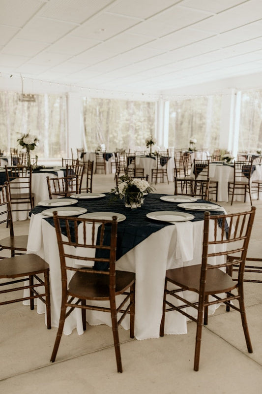 Rectangle Tablecloth Size Guide: Matching 30x60, 52x70, 54x80, 60x84, and 70x90 Sizes to Tables