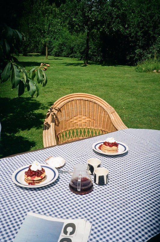 Round Tablecloth Size Guide: Choosing 70, 90, 108, 120, and 132-Inch Diameters