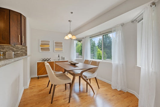 How to Protect Your Dining Table with Table Covers