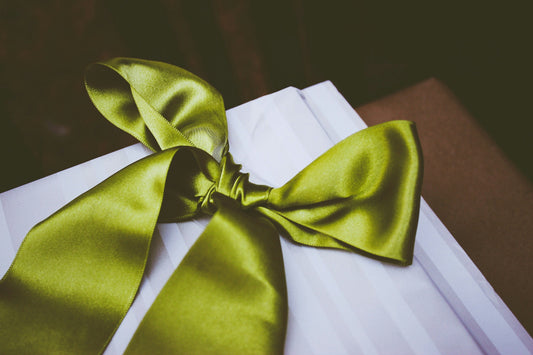 Satin Ribbon Ideas for Wedding Invitations, Gifts, and DIY Crafts