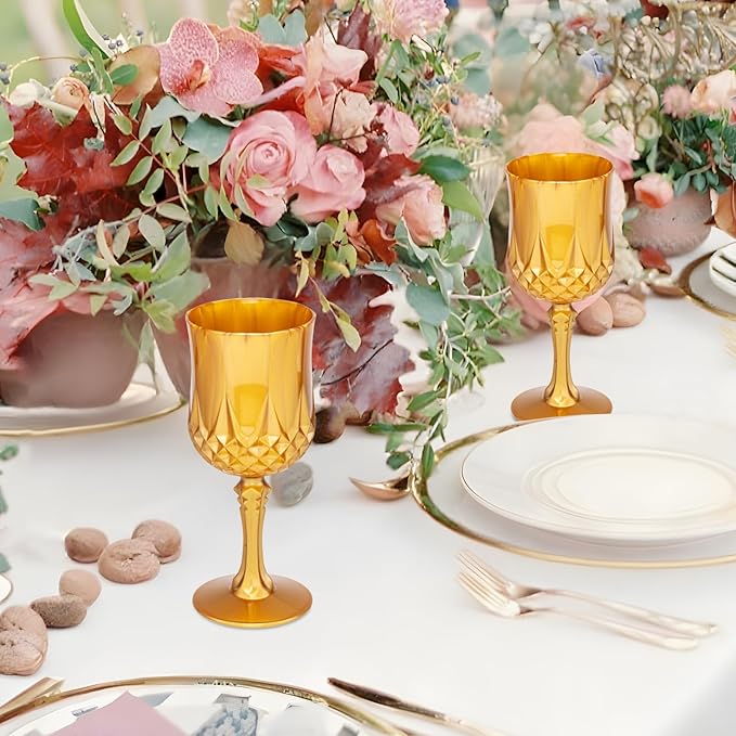 JLYLOL Plastic Vintage Wine Glasses 7OZ Plastic Goblets Vintage Drinking Glasses 12PCS Retro Wedding Glassware Water Goblets Reusable Drinking Cups for Party,Reception,Celebration,Bar,Whiskey(Amber)