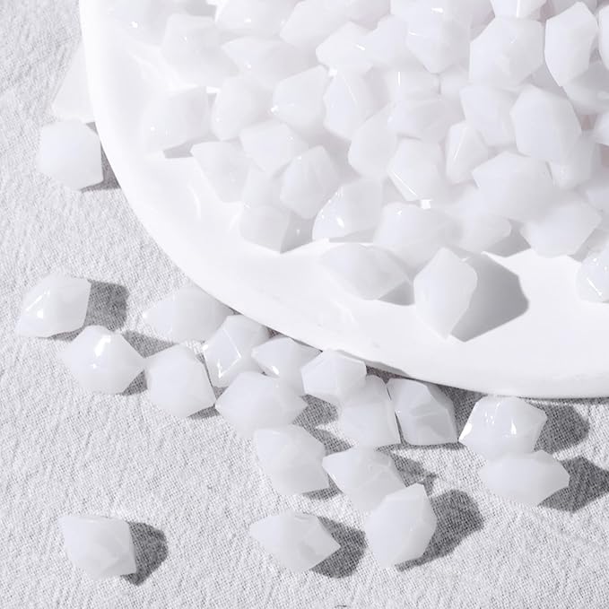 DomeStar 150PCS Fake Ice, White Acrylic Fake Diamonds Vase Filler Plastic Gems Crushed Ice Rocks for Home Table Decorations