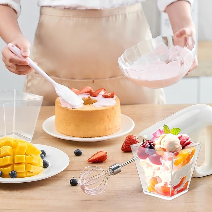 50 Pack 5 oz Clear Plastic Square Dessert Cups with Spoons，Mini Disposable Parfait Cups for Yogurt, Ice Cream and Tasting，Serving Cups for Appetizer，Pudding，Party (5 oz)