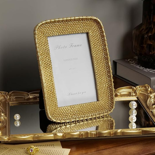 Cuspin 4x6 Picture Frame Vintage Gold Metal Rattan Textured Hand-Crafted Photo Frame with Glass Front, Antique Picture Frame for Tabletop Display & Wall Display, Retro Design Home Decor